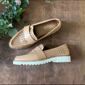 SALE!! Crown Vintage Loafers